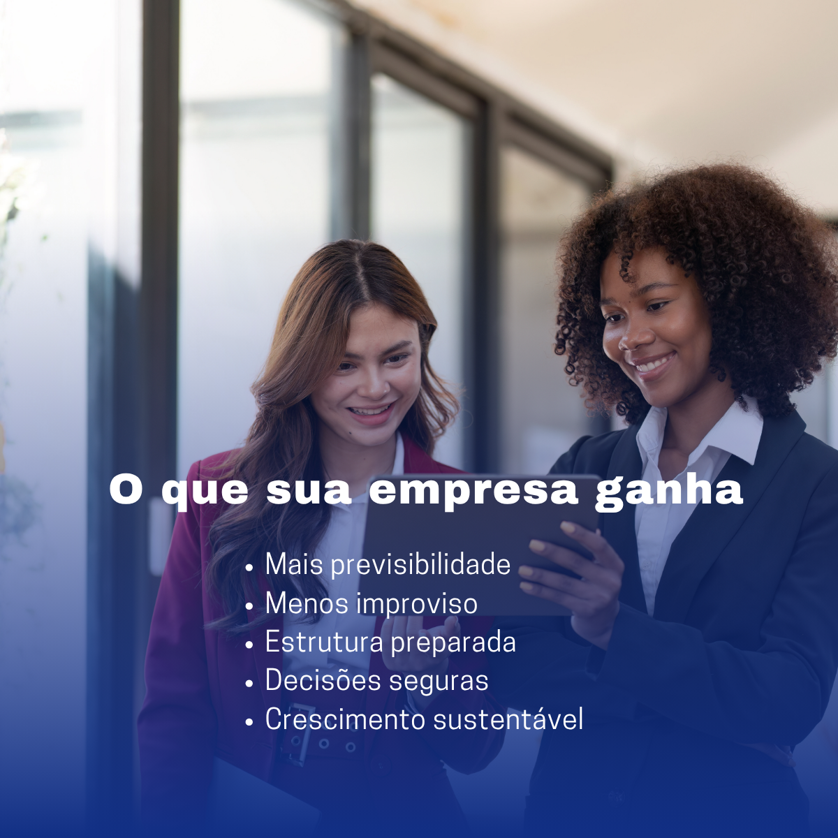 Alt=Equipe de mapeamento preventivo decidindo estratégia